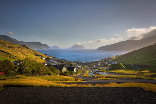 Faroe Adaları, Danimarka