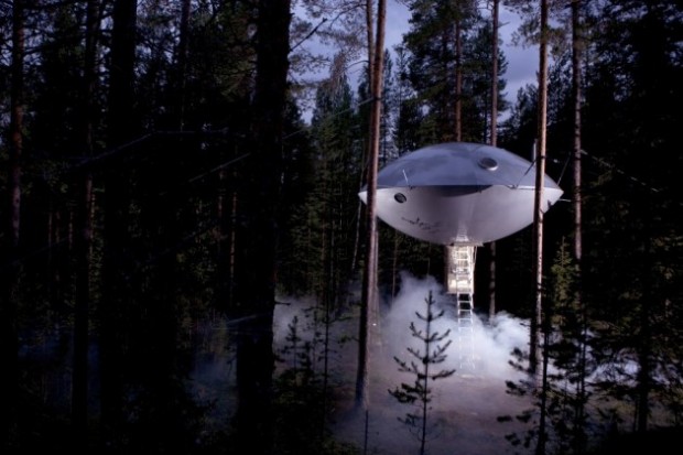 8. Uzay gemisi ağaç ev, İsveç
