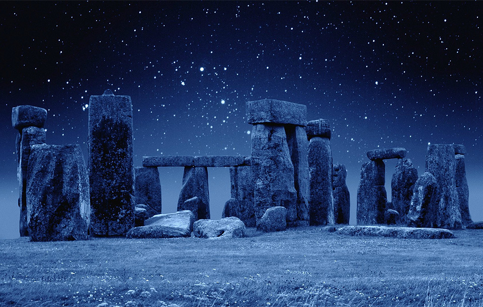 stonehenge-at-night.jpg